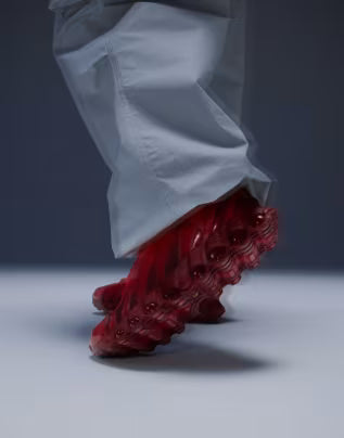 Air Max DN8 na cor vermelha