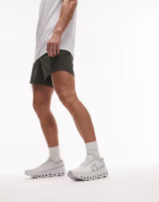 Tênis de corrida ON Cloudmonster 1 na cor branca