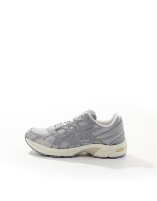 Tênis Asics Gel-1130 nas cores Cinza Piemonte e Branco Gesso